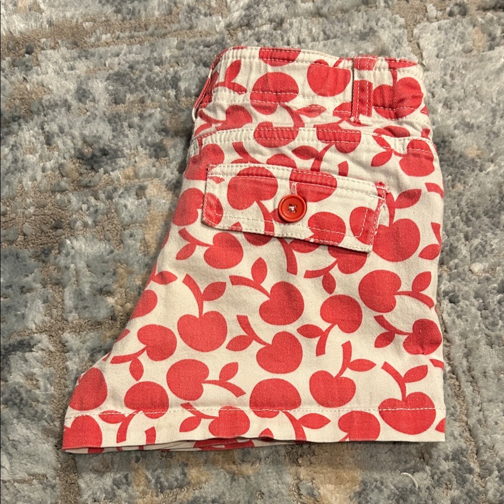 Mini Boden Cream Shorts with Red Apple Print - Picture 4 of 4